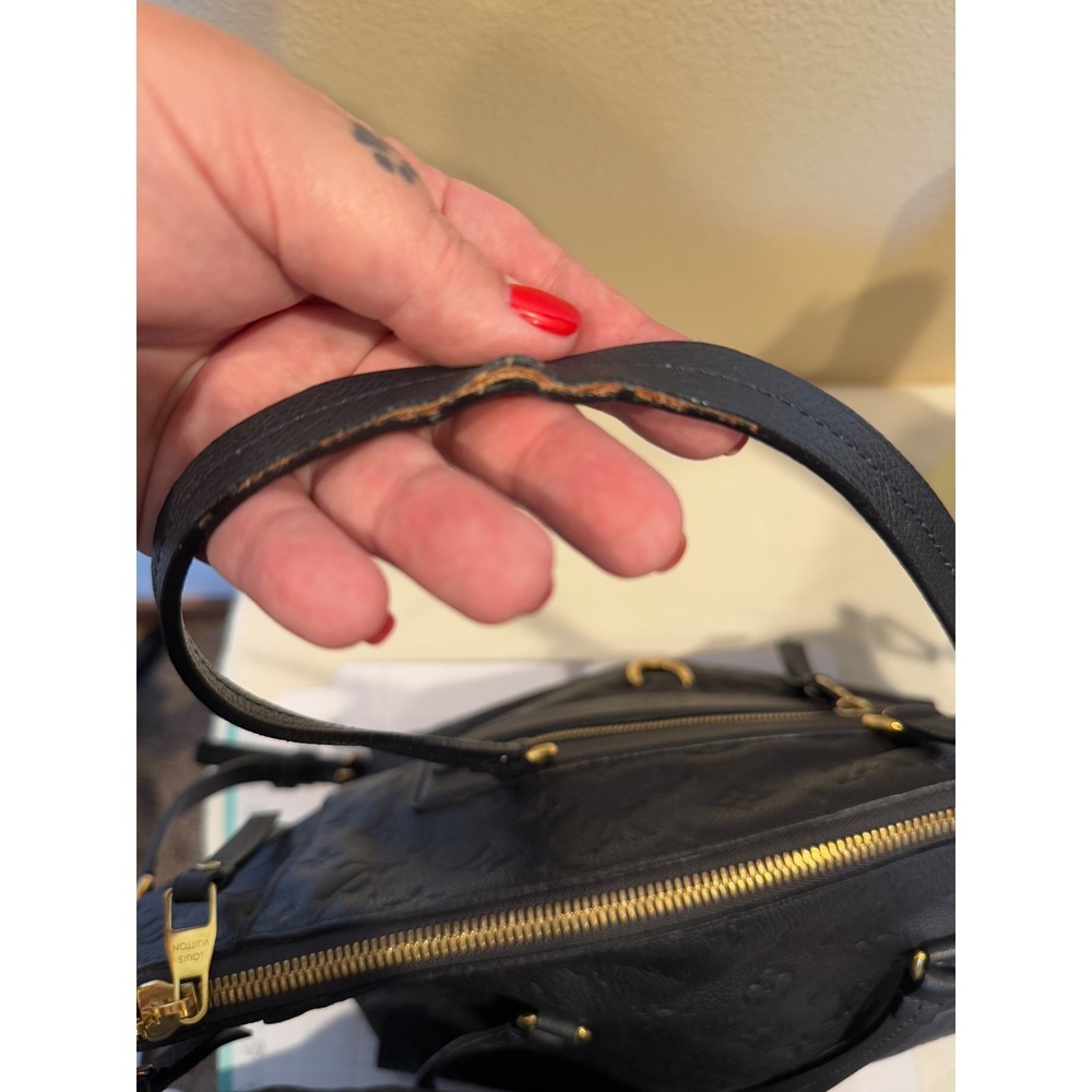 Louis Vuitton Mahina Leather Black Shoulder Bag Tote Handbag